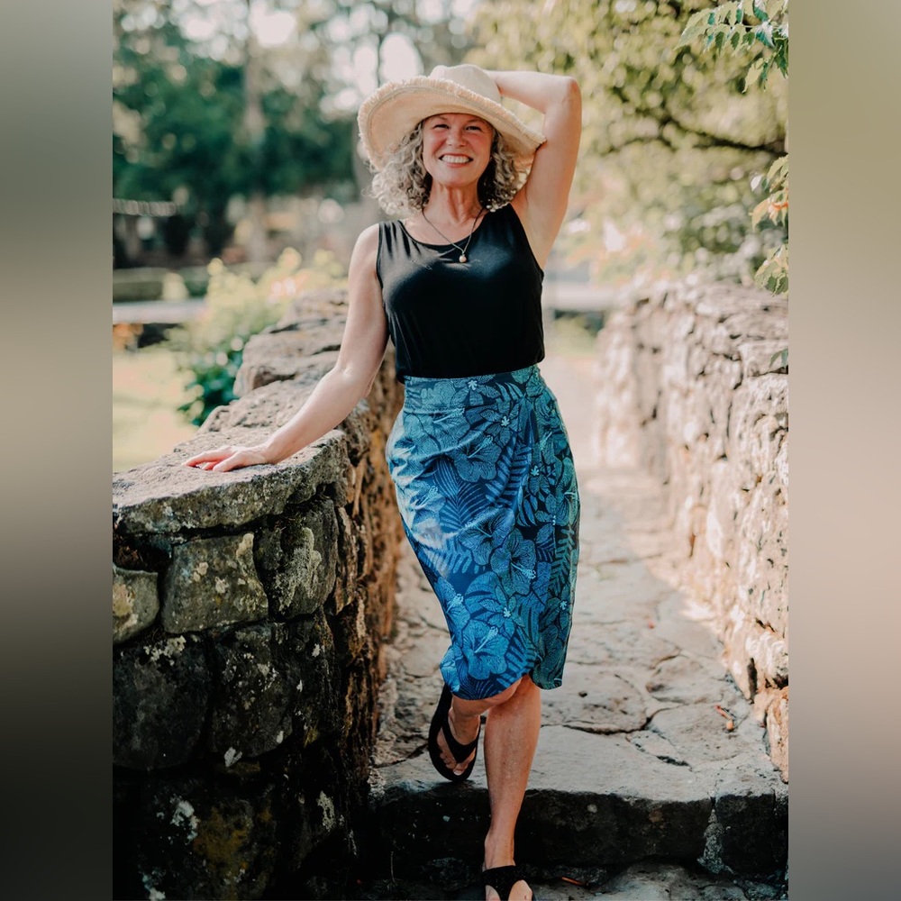 RipSkirt Hawaii Wrap Skirt in Maui Moonlight Length 3 - Size XXL